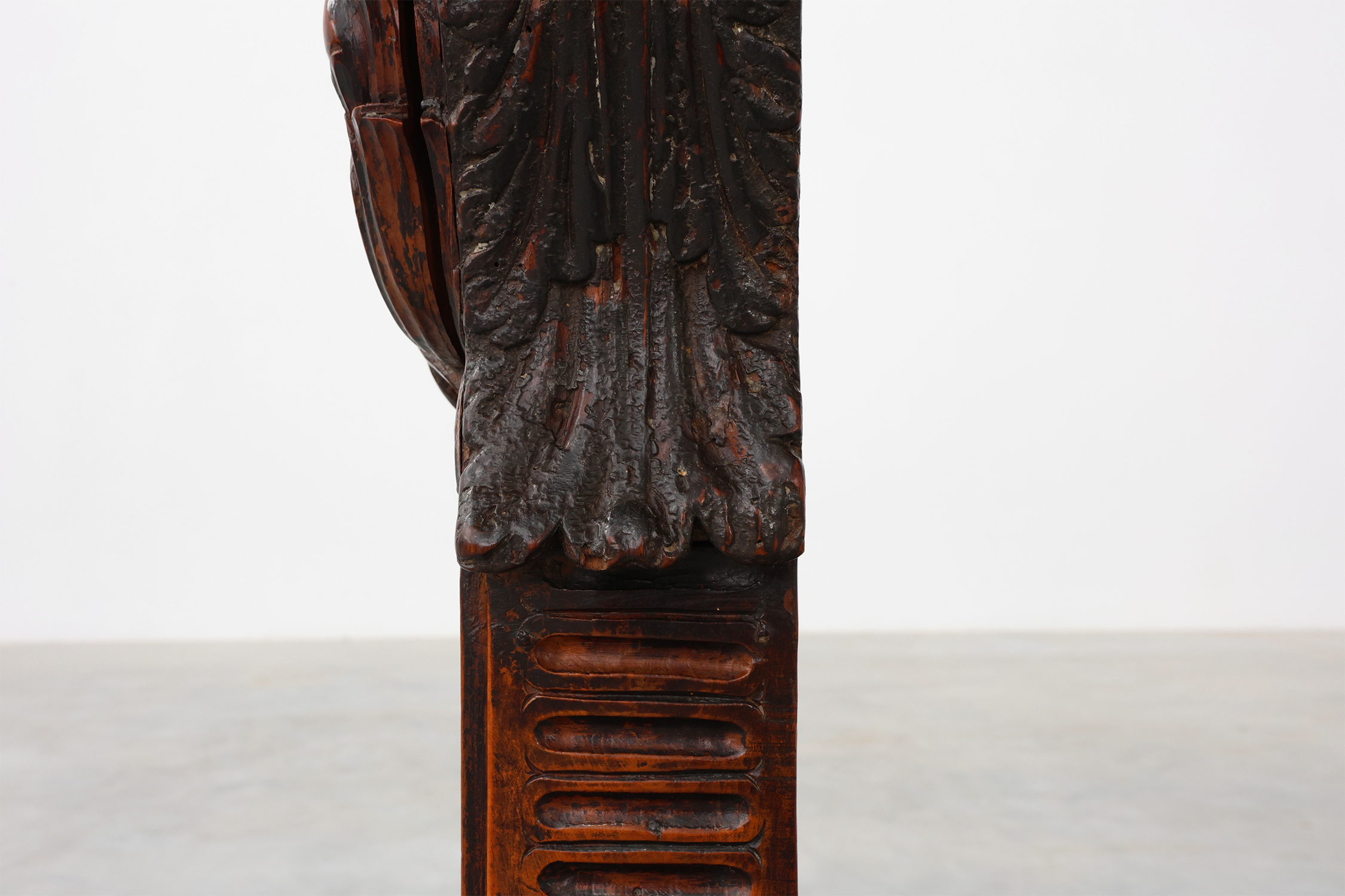 16th Century Renaissance walnut console table, Tuscan, Italythumbnail